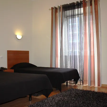 Pensionat Estrela De Arganil - Luis Simoes & Conceicao, Lda 4*